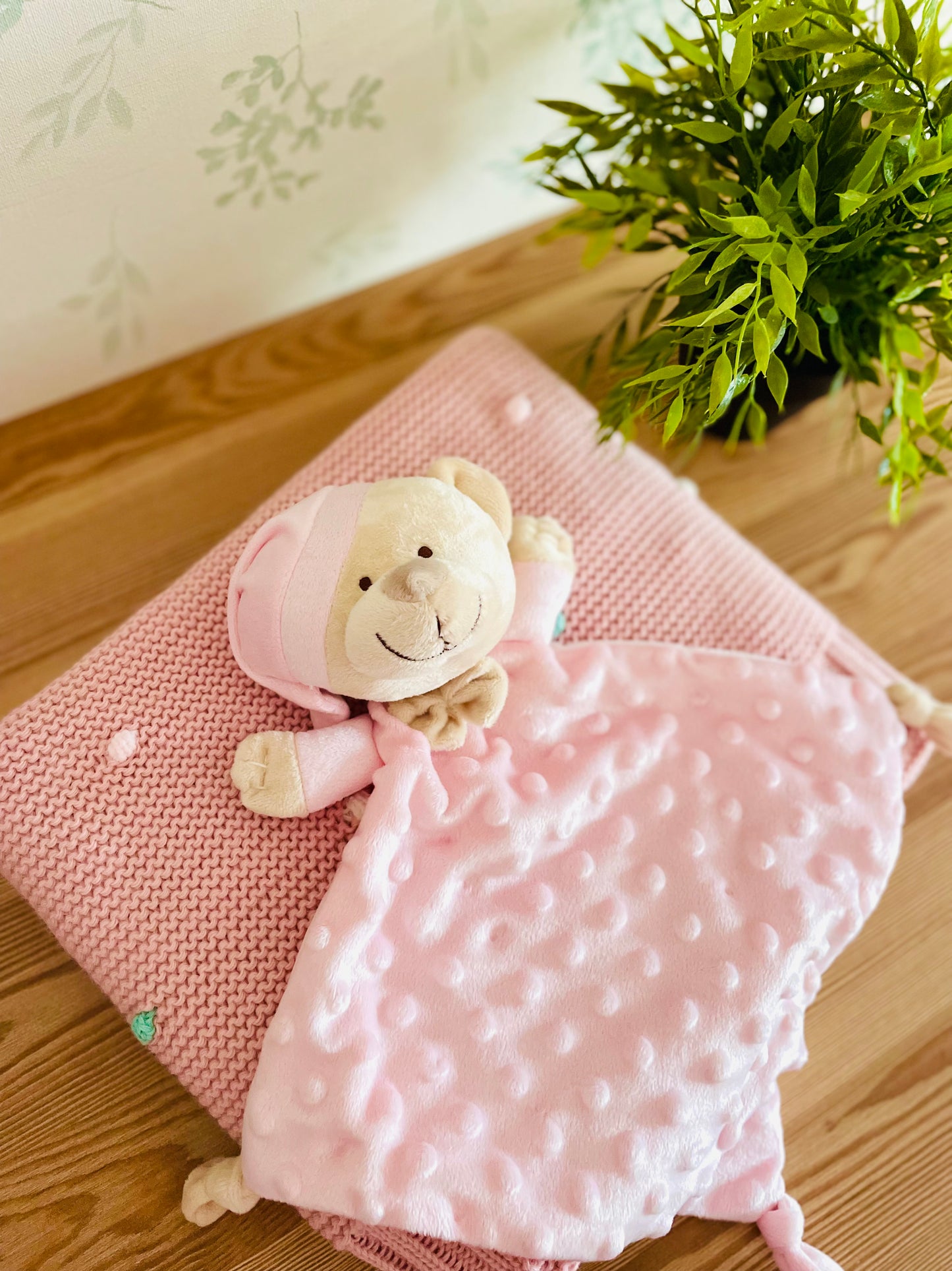 Doudou - ursinho rosa bebé
